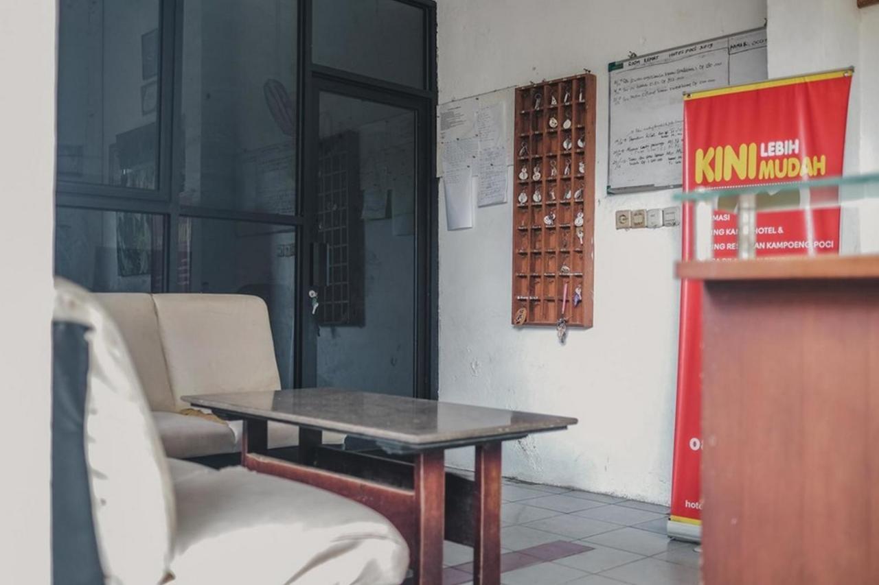 RedDoorz near Pantai Florida Anyer Serang Exterior foto
